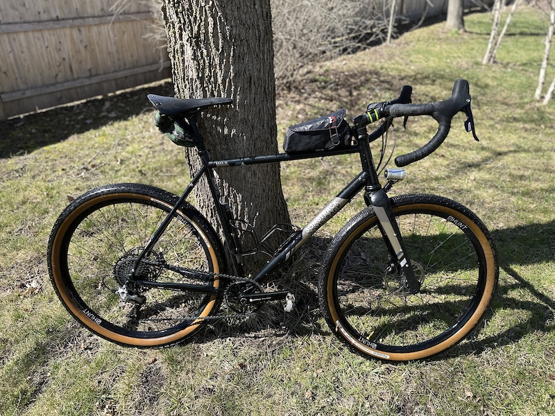 gravel bike dynamo