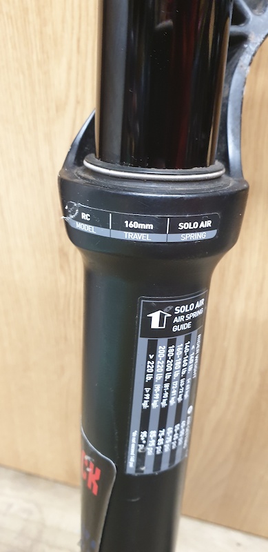 2017 Rockshox Yari RC 160MM Travel forks 27.5 For Sale