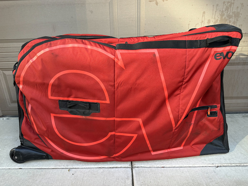 Evoc Bike Travel Bag Chili Red For Sale