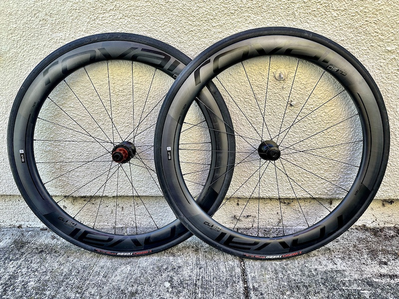 Roval CL 50 Disc wheelset + S-Works Turbo 700x26 For Sale