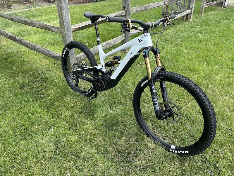 2023 (L) YT Decoy MX Core 4 with Many Upgrades (68 miles) For Sale