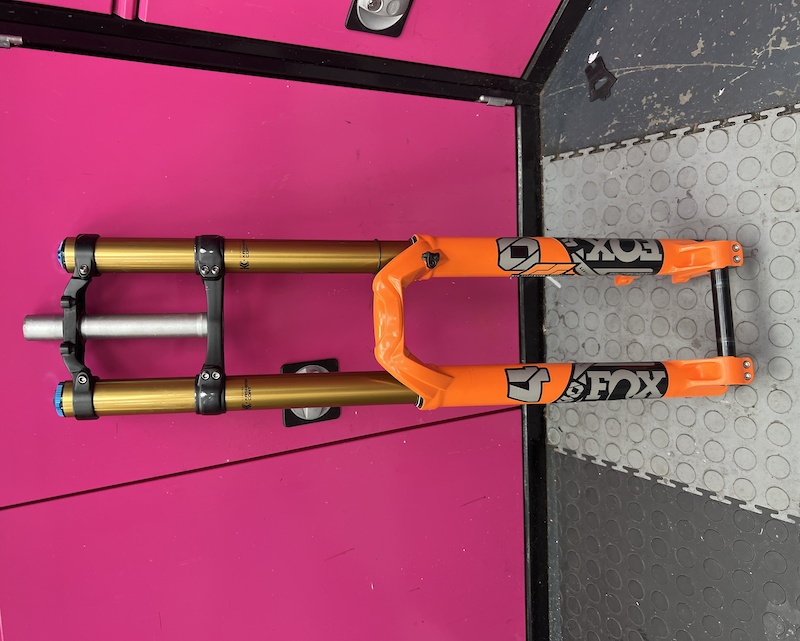 2022 FOX 40 FACTORY DOWNHILL FORKS 29” For Sale