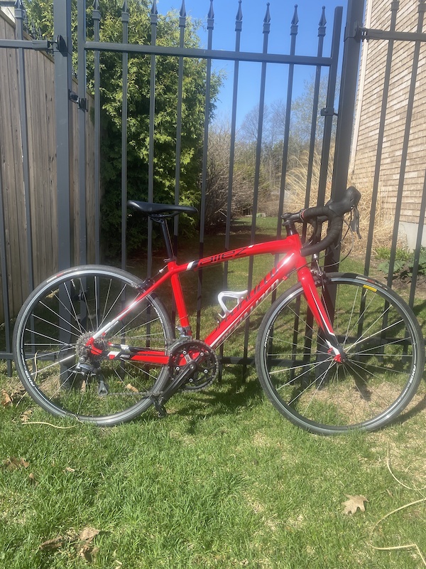 2017 Red Specialized 44 cm Junior Roadbike For Sale
