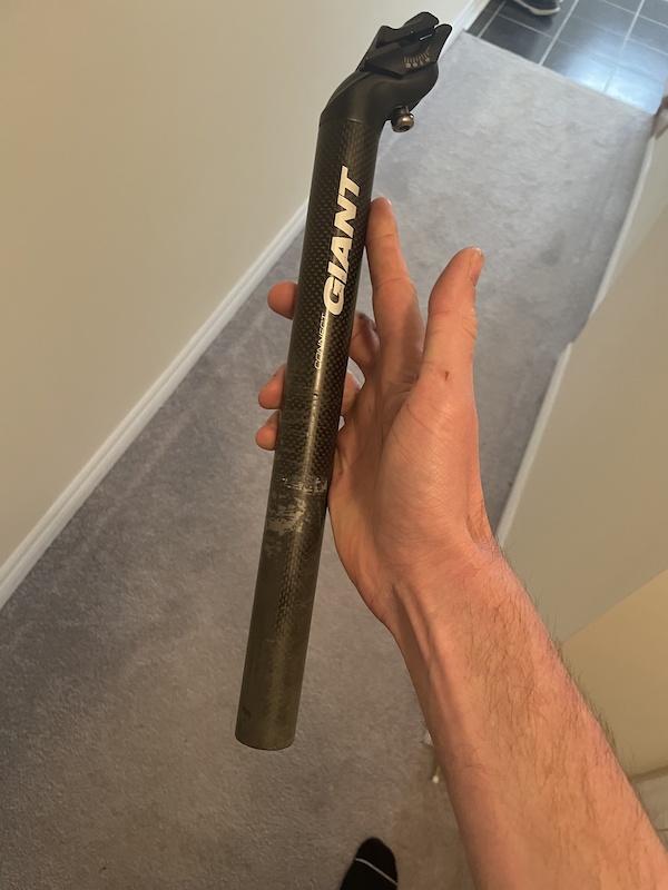 giant seatpost size