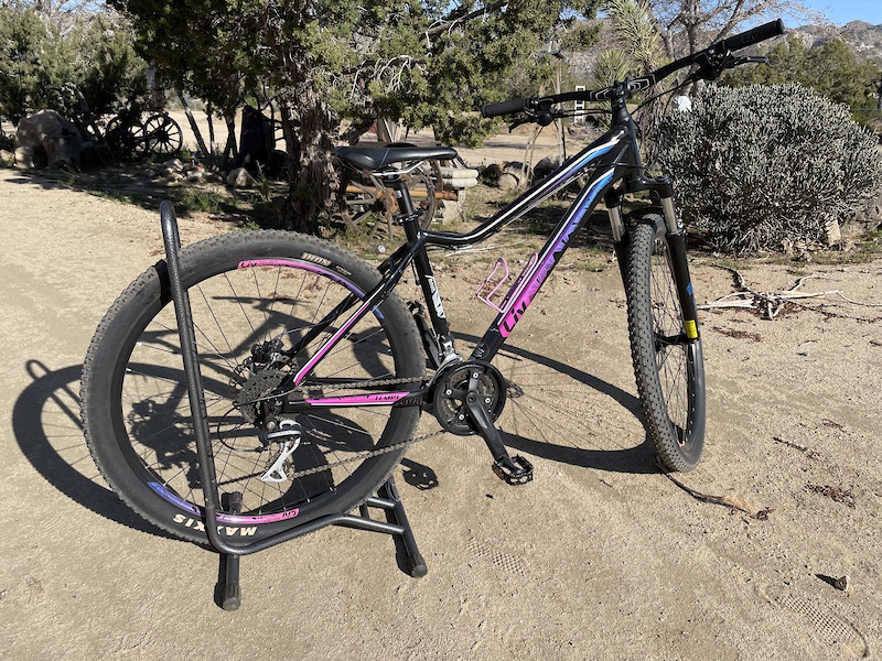 trek 7.1 fx womens hybrid bike