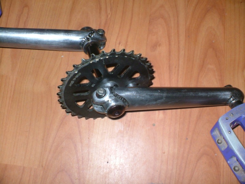 we the peple raw cranks...175mm...MINT CONDITION