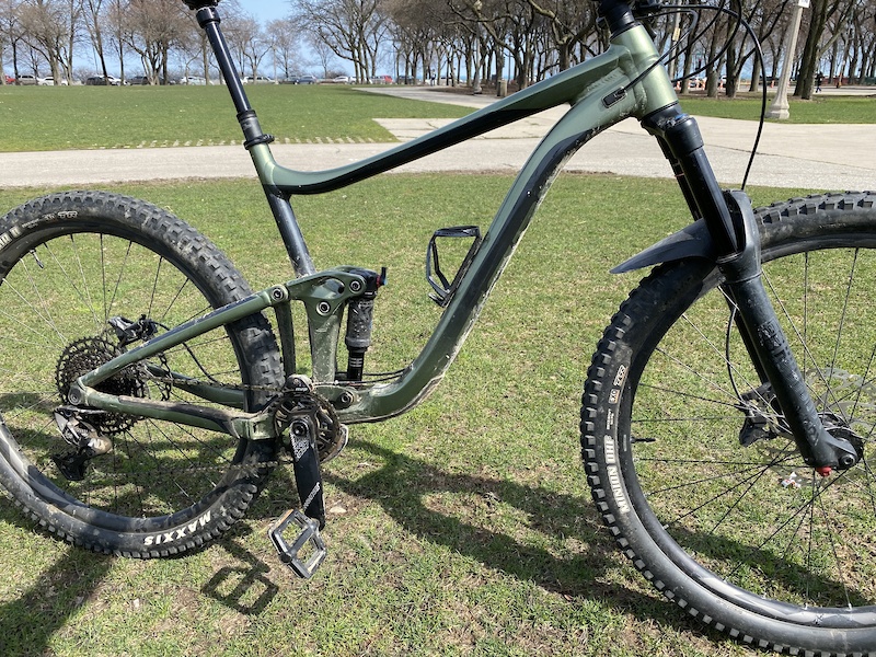 2020 Giant Reign 29 2 Mountain Bike - XL Frame For Sale