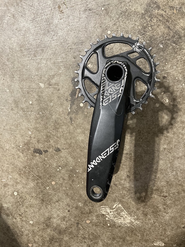 美品!! Truvativ Descendant DUB BB /TRUVATI 美品!! Truvativ Descendant DUB BB /TRUVATI