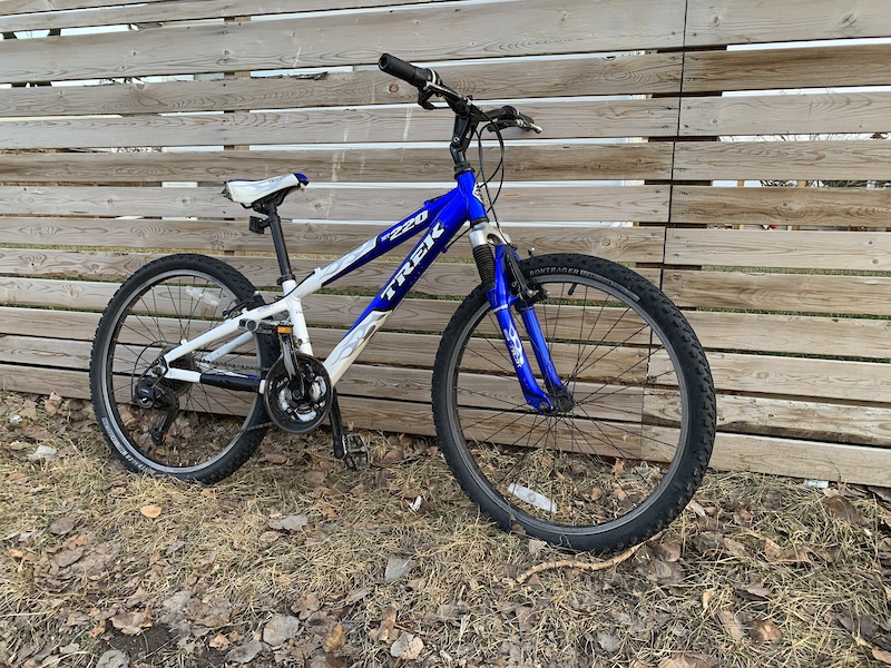 Trek mt 220 for on sale sale