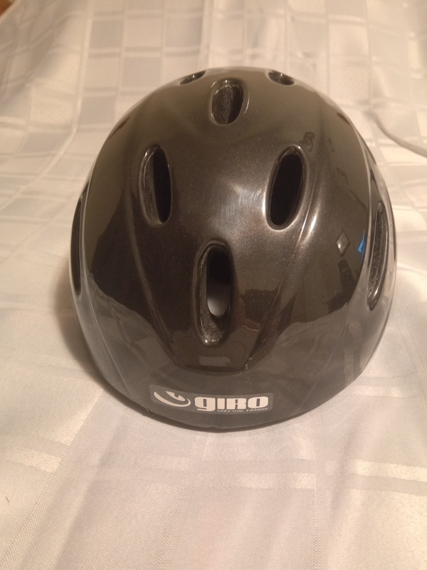 Giro Semi bike helmet - s/m For Sale