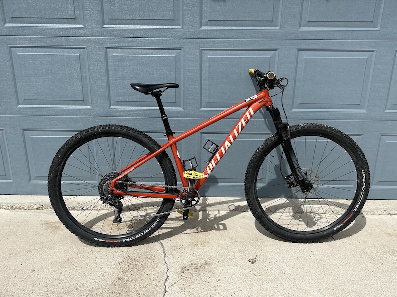 Specialized rockhopper best sale 2021 for sale