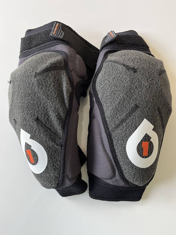 SixSixOne Evo Knee Pads For Sale
