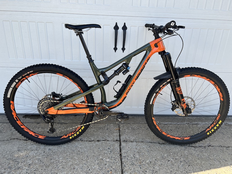 2019 rocky mountain instinct