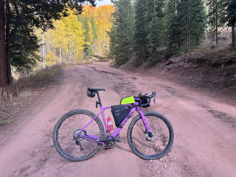 2022 Canyon Grizl 7 AL 1x (M) + Carbon Wheelset For Sale