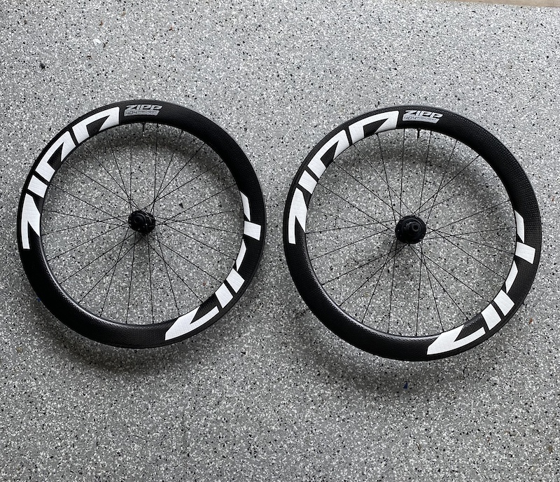 2020 Zipp 404 Firecrest tubeless hooked disc brake For Sale