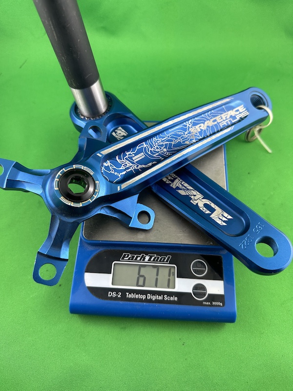RACEFACE Atlas 165mm 83mm 104 BCD Blue NEW NOS For Sale