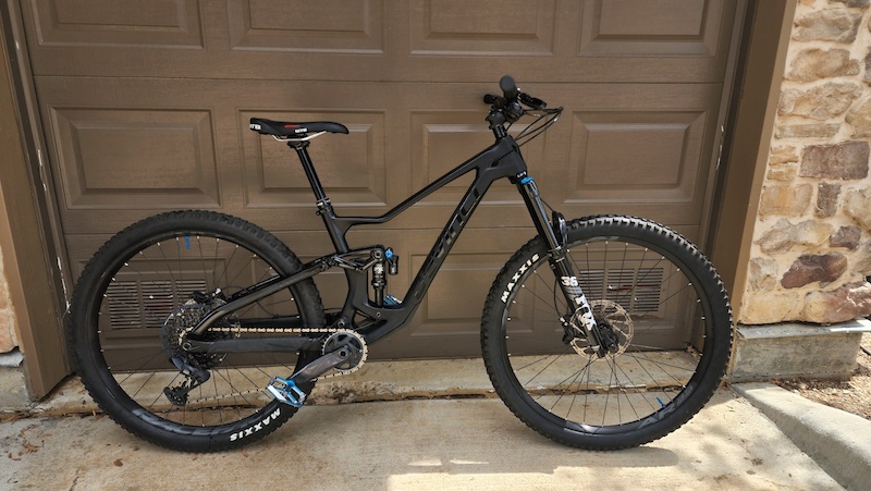 2021 Devinci Troy Carbon/Alloy GX Eagle - Barely Used For Sale