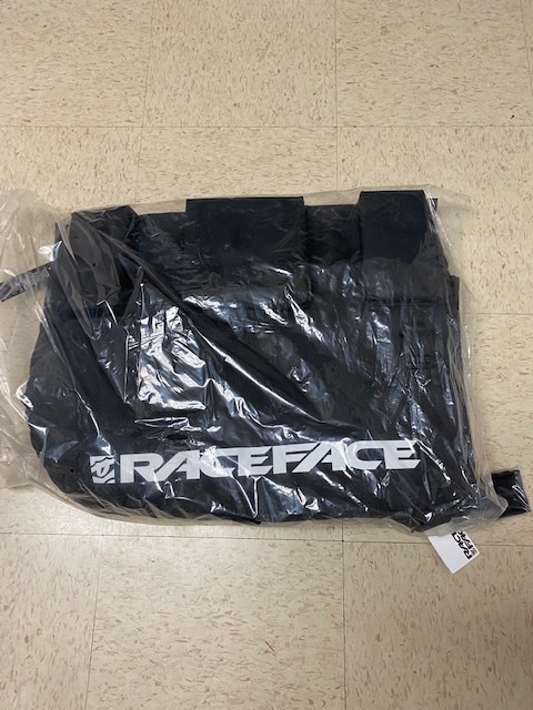 2023 Brand New RaceFace Half-Stack T2 Tailgate Pad For Sale