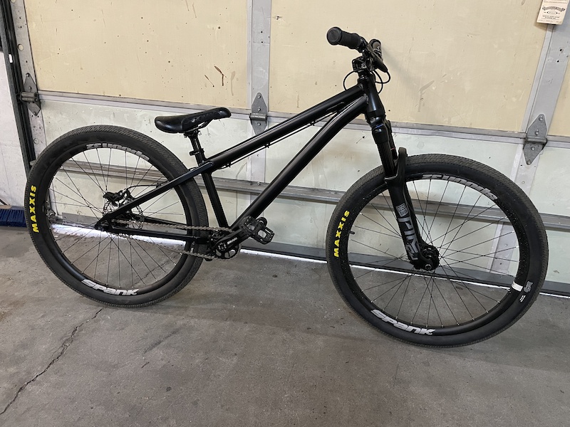 2022 Custom mongoose fireball dirt jumper For Sale