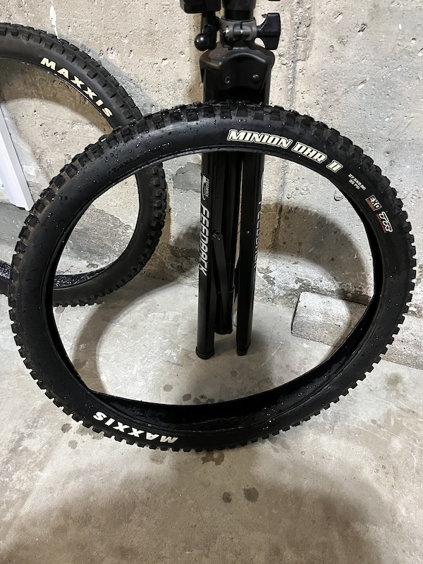 maxxis minion 27 5x2 8