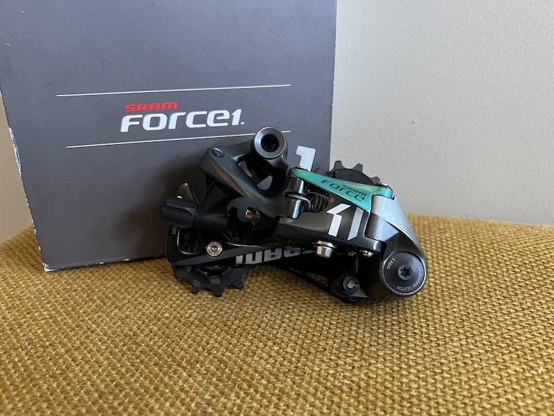 sram force 22 yaw front derailleur