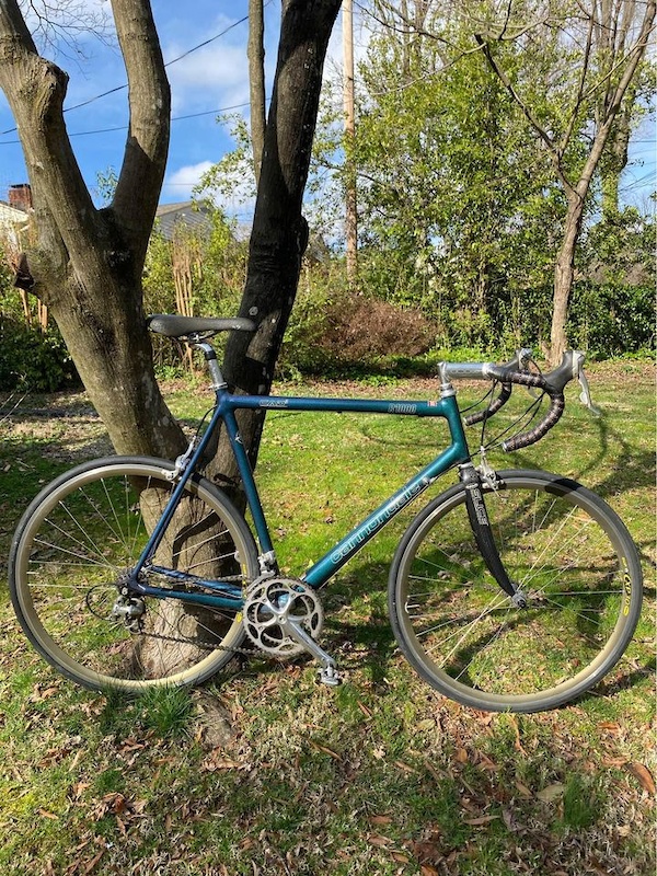 Giant r1000 road discount bike