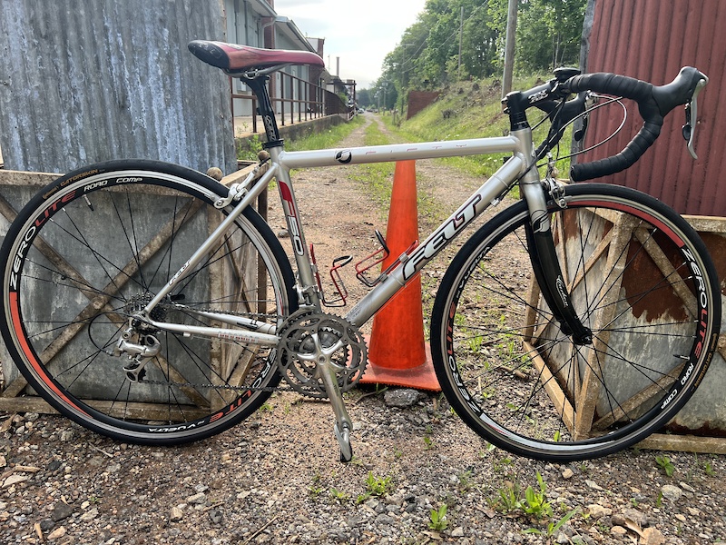 felt f50 road bike
