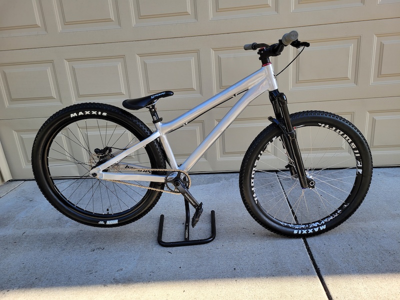 2010 Banshee Amp regular dirt jump bike For Sale