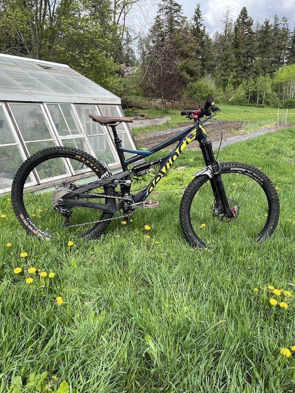 2017 Devinci Spartan GX Carbon Medium For Sale