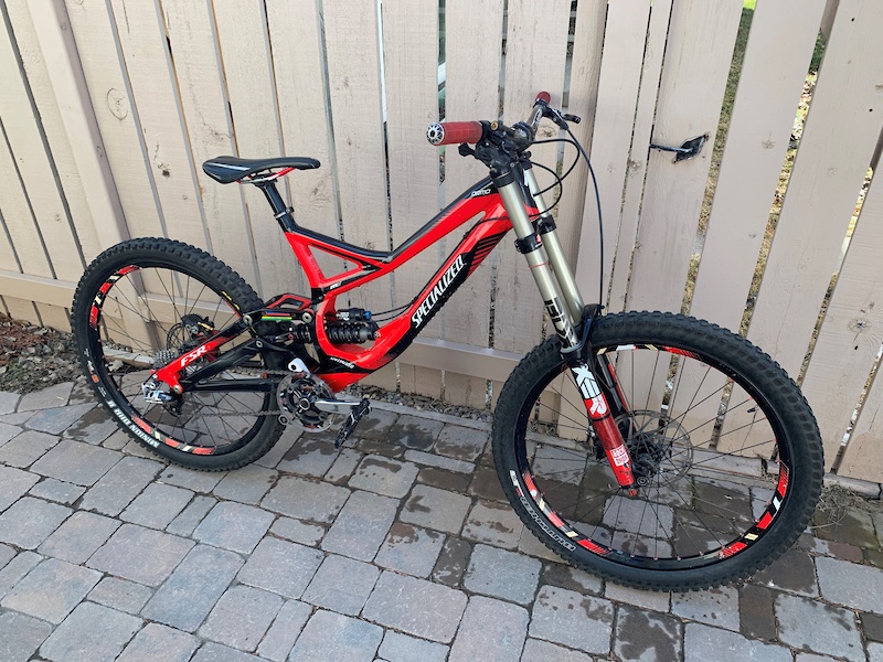 VTT Specialized Demo 8 2011 - Cadre Aluminium Taille M - Couleur Blanc - Occasion Bon état
