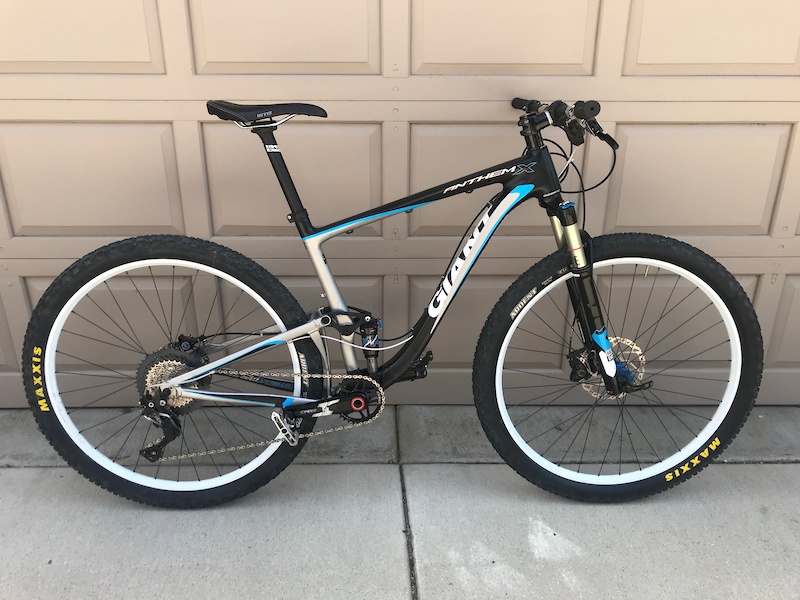 2013 Giant Giant Anthem 29 2014 Anthem Advanced 29er 2013 Giant