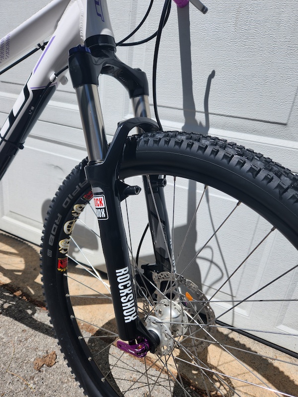 2019 GT Avalanche Women's Specific, Custom Built For Sale