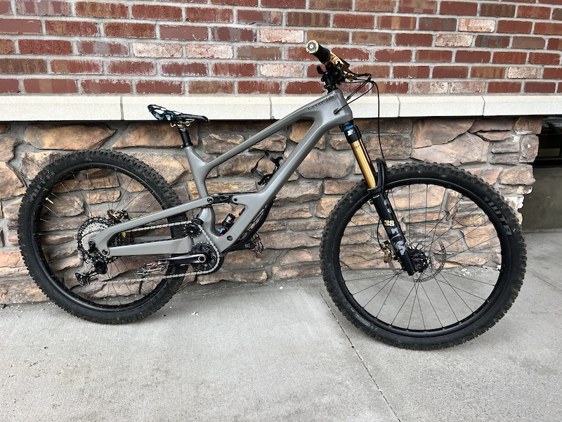 2022 Cannondale Jekyll Large, Custom Build, Carbon Wheels For Sale