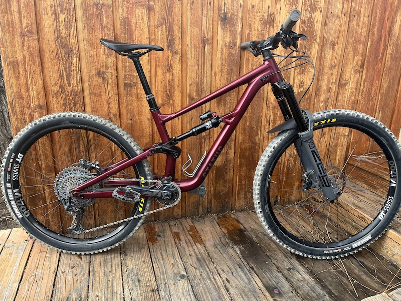 Specialized status 160 price hot sale