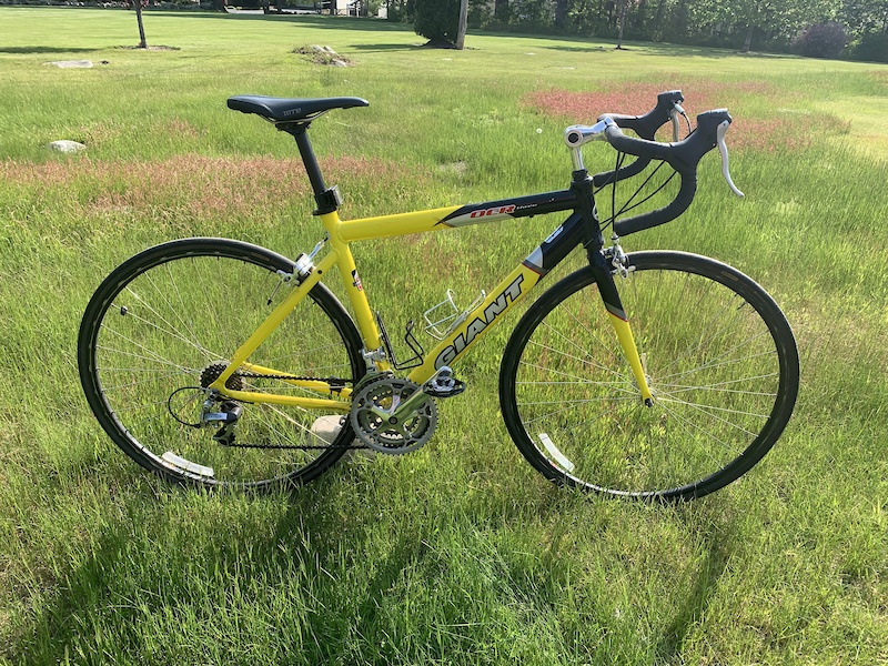 Giant ocr road online bike price