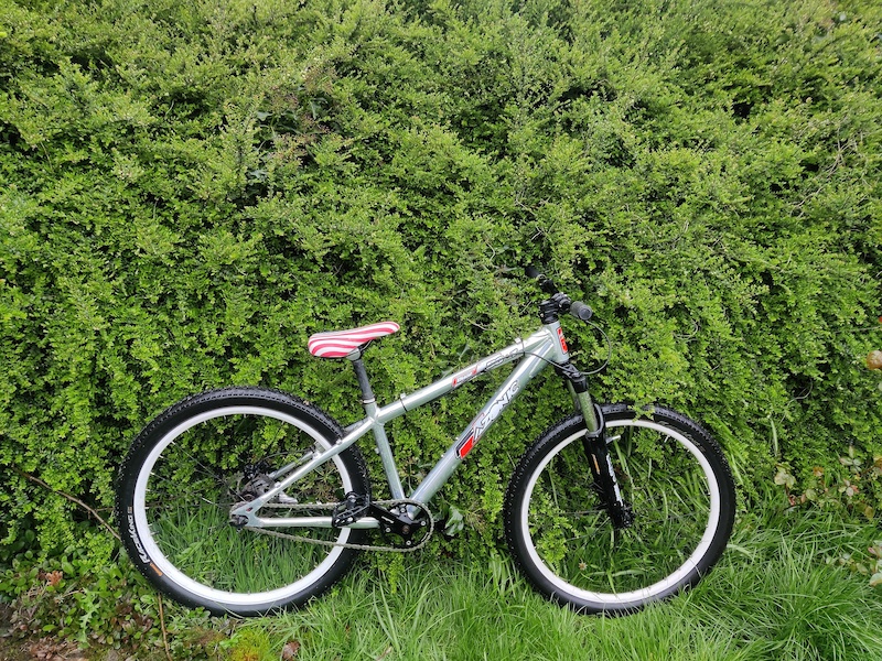 X rated mesh dirt jump clearance bike