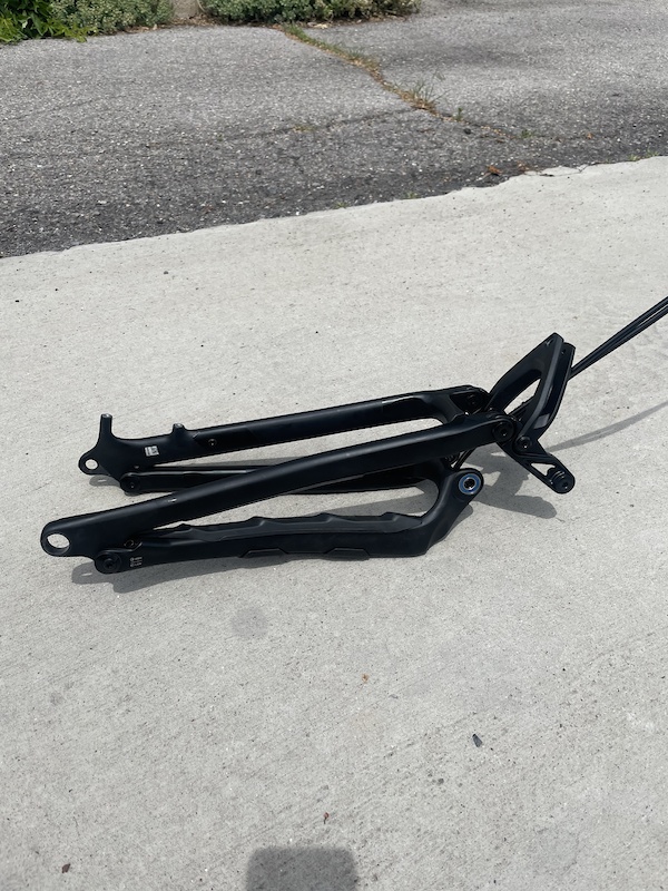 2023 Specialized Levo Comp Carbon Rear Triangle For Sale