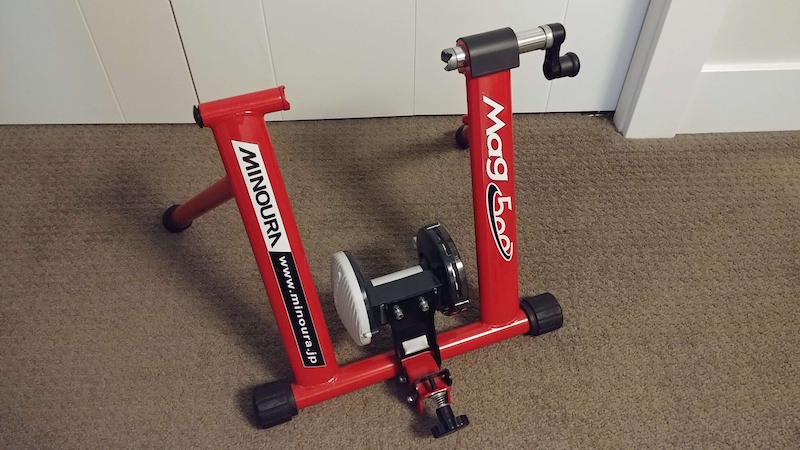 minoura mag 500 bike trainer