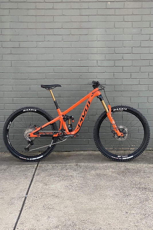 2022 Pivot Firebird Orange XT/XTR SM/MD For Sale