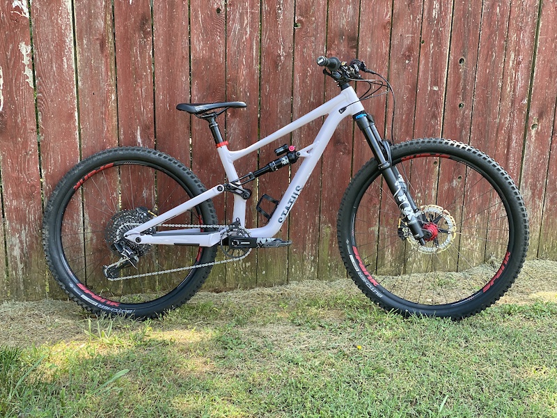 Specialized status best sale mtb 2021