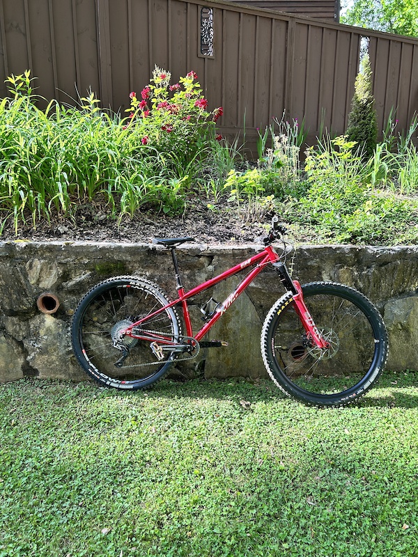 Kona honzo esd best sale 29in mountain bike 2021