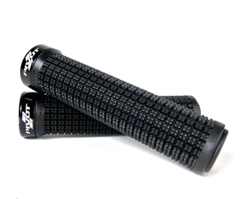 2023 Pivot Phoenix lock on black grips new free shipping For Sale