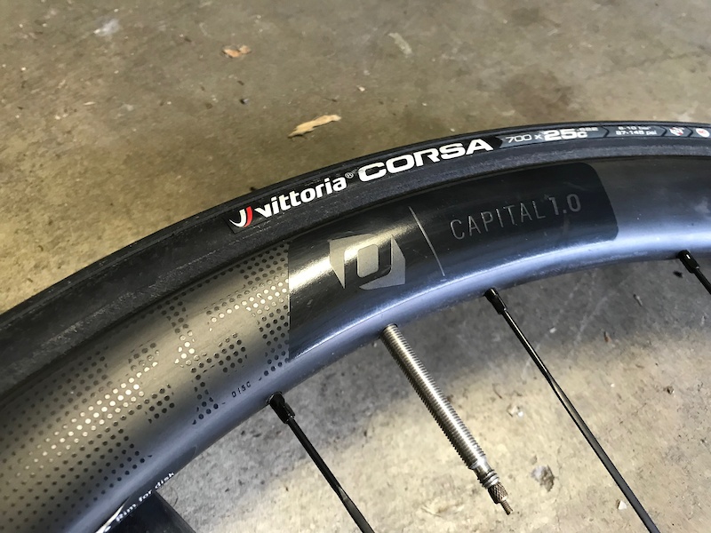 Syncros Capital 1.0 35 Carbon Disc Wheelset, Extras For Sale