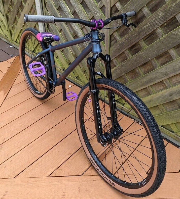 HARDLY RIDDEN! Octane One Void Custom Dirt Jumper For Sale