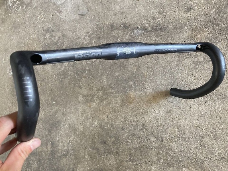 Vision Metron Aero Carbon Handlebars 38cm internal For Sale