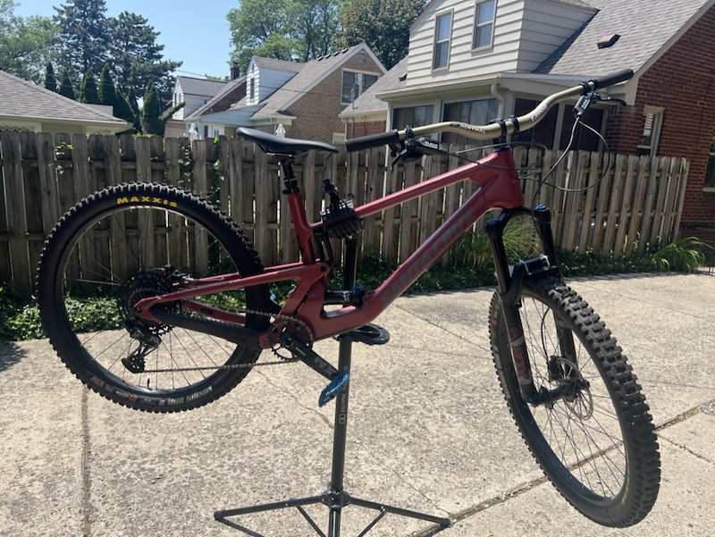 2021 Santa Cruz 5010 CR Large For Sale