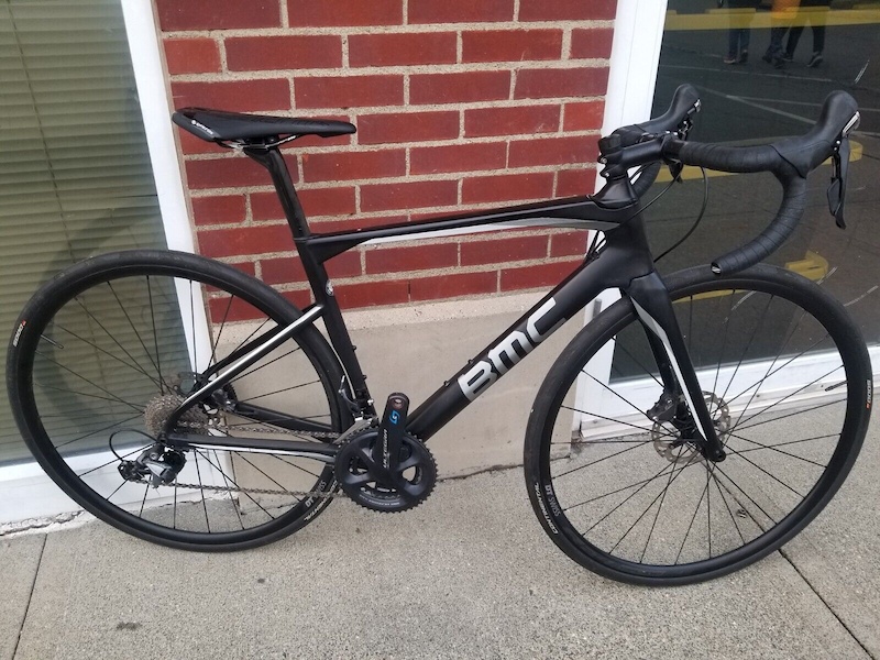 2017 BMC 02 Ultegra Carbon Endurance Road Bike 51cm For Sale