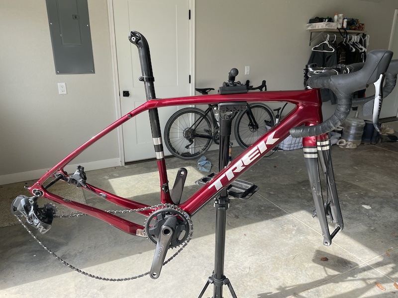 trek checkpoint sl7 2021