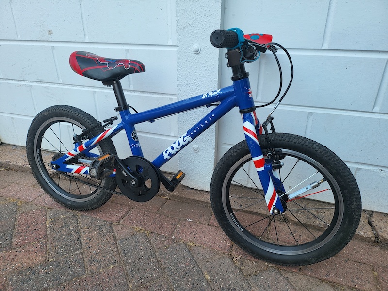 Bike Frog 40 Blue Frog 67 Kids Hybrid Bike Electric Blue