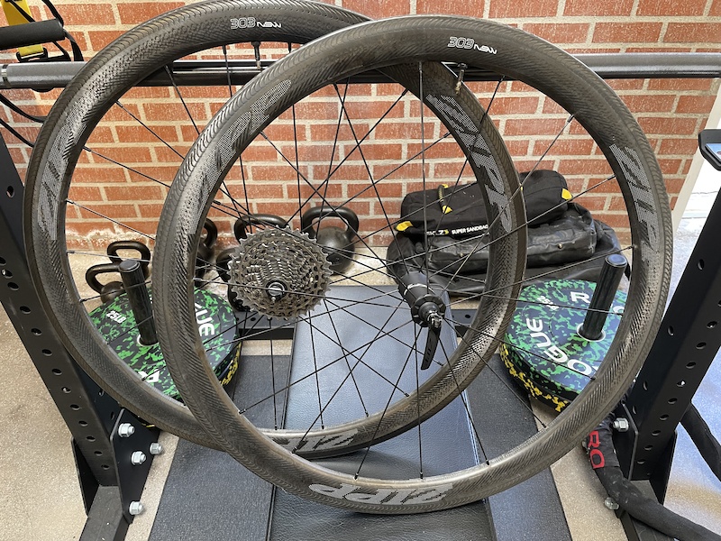 zipp 303 nsw rim brake